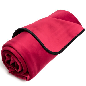 Fascinator Throw Red